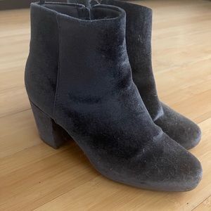 Velvet booties